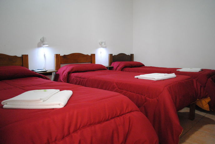 Imagen de la habitación del Hotel Romi. Foto 6