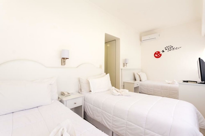 Imagen de la habitación del Hotel Romimar. Foto 5