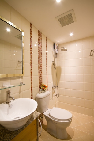 Imagen de la habitación del Hotel Rommai Greenpark Lampang. Foto 16