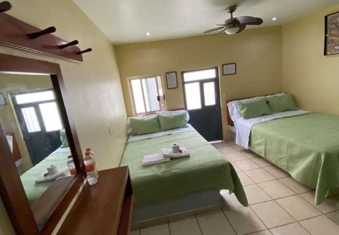 Imagen de la habitación del Hotel Romo. Foto 10