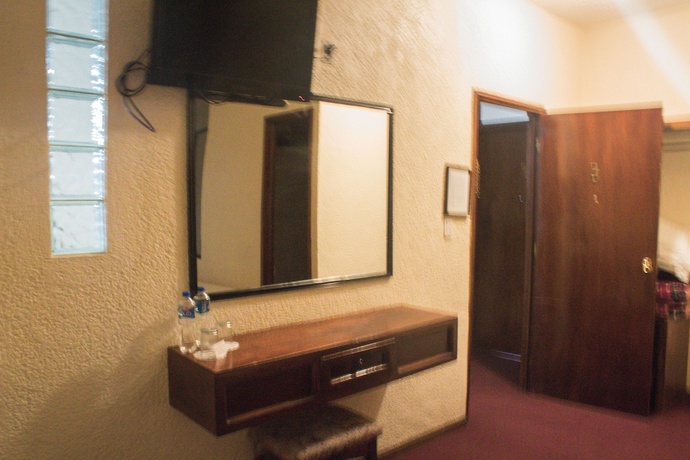 Imagen de la habitación del Hotel Romo. Foto 8