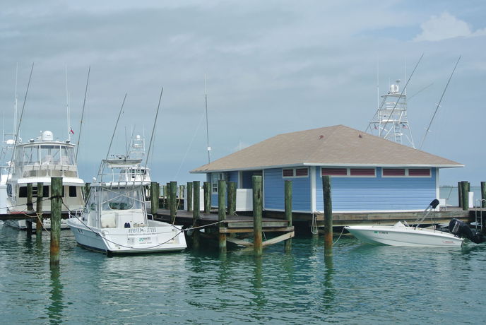 Imagen de la piscina del Hotel Romora Bay Resort and Marina. Foto 16