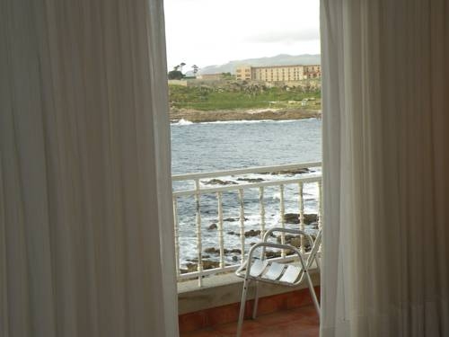 Imagen general del Hotel Rompeolas. Foto 9