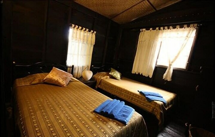 Imagen de la habitación del Hotel Romyen Garden Resort. Foto 17