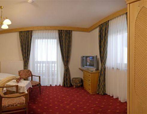 Imagen de la habitación del Hotel Ronce. Foto 4