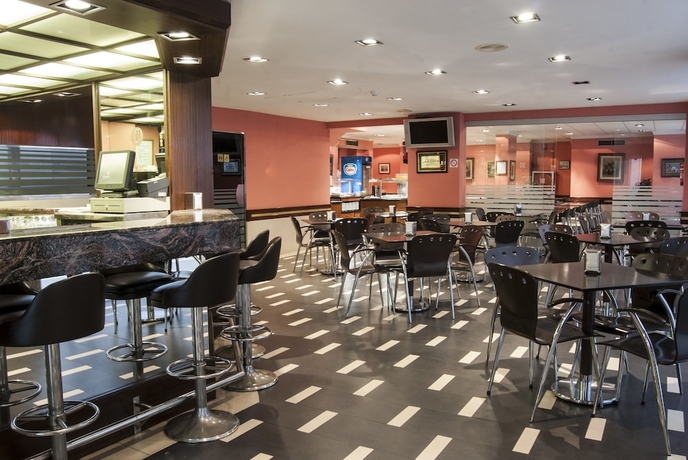 Imagen del bar/restaurante del Hotel Ronda House. Foto 6