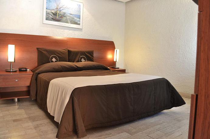 Imagen de la habitación del Hotel Ronda Minerva. Foto 17