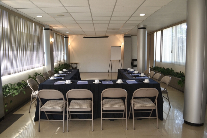 Imagen de los interiores del Hotel Ronda Minerva. Foto 18