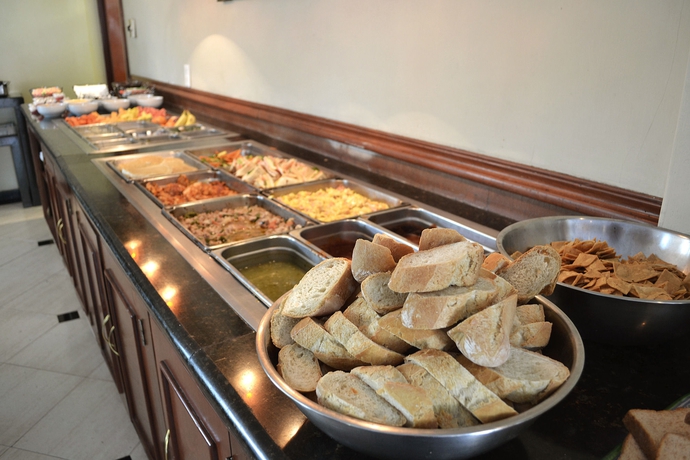 Imagen del bar/restaurante del Hotel Ronda Minerva. Foto 15