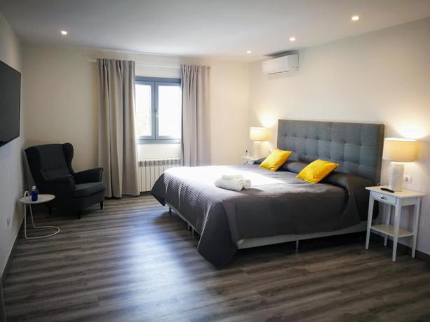 Imagen de la habitación del Hotel Ronda Moments. Foto 8