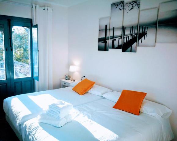 Imagen de la habitación del Hotel Ronda Moments. Foto 13