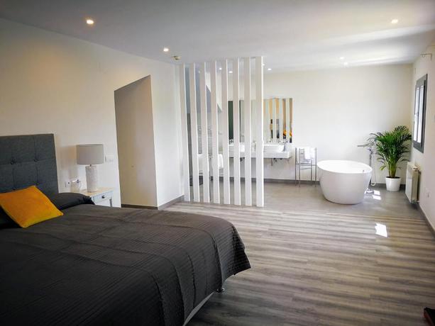 Imagen de la habitación del Hotel Ronda Moments. Foto 14