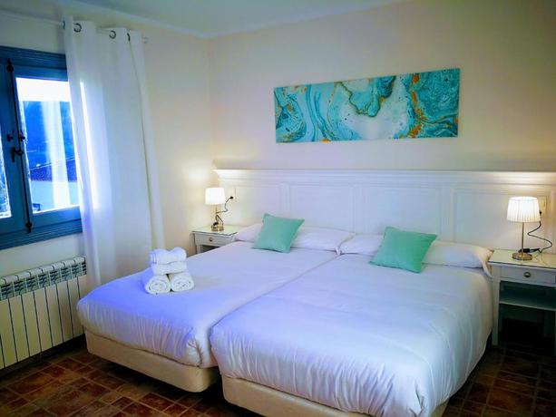 Imagen de la habitación del Hotel Ronda Moments. Foto 15