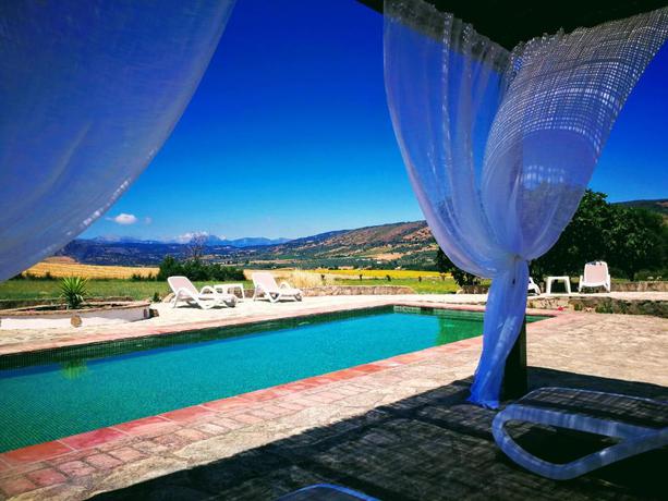 Imagen de la piscina del Hotel Ronda Moments. Foto 26