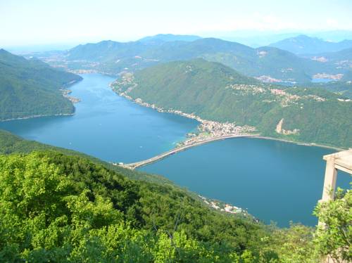 Imagen de la habitación del Hotel Rondanino. Foto 2