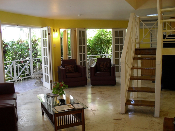Imagen de los interiores del Hotel Rondel Village. Foto 9