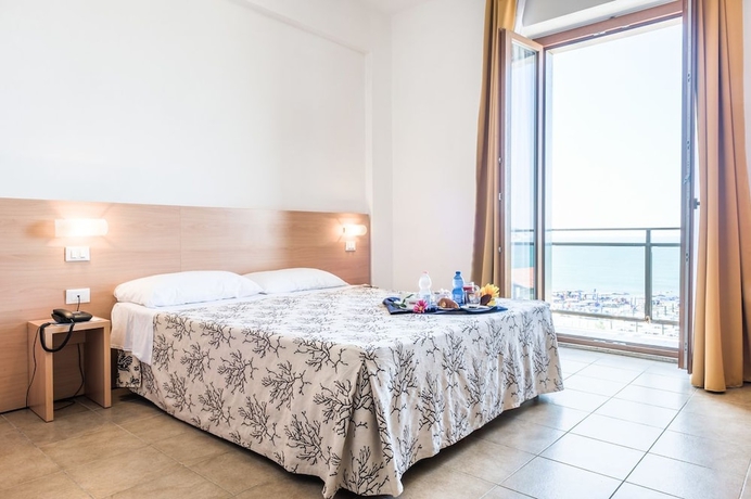 Imagen de la habitación del Hotel Rondine. Foto 5