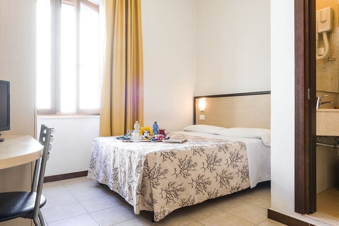 Imagen de la habitación del Hotel Rondine. Foto 14