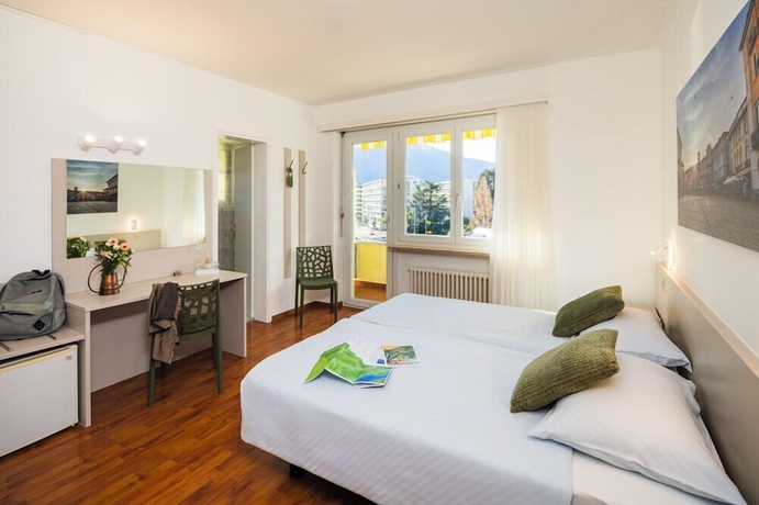 Imagen de la habitación del Hotel Rondinella Locarno. Foto 4