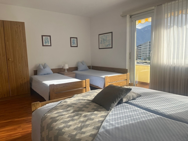 Imagen de la habitación del Hotel Rondinella Locarno. Foto 14