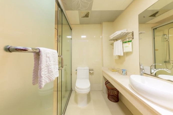 Imagen de la habitación del Hotel Rong Le Business. Foto 7