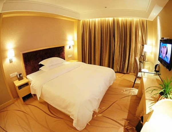 Imagen de la habitación del Hotel Ronghe Holiday Hotel. Foto 7