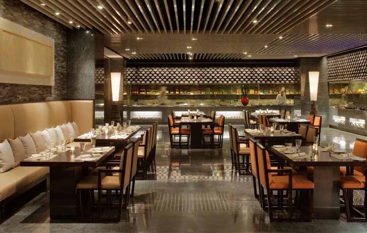 Imagen del bar/restaurante del Hotel Ronghui Grand. Foto 2