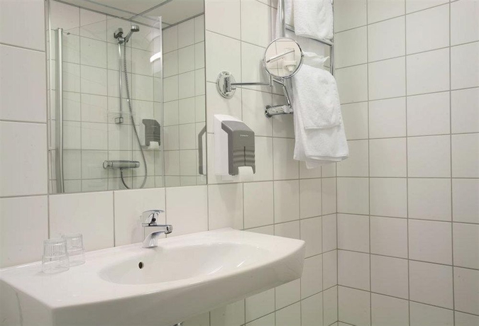 Imagen de la habitación del Hotel Ronneby Brunn Spa Resort. Foto 5