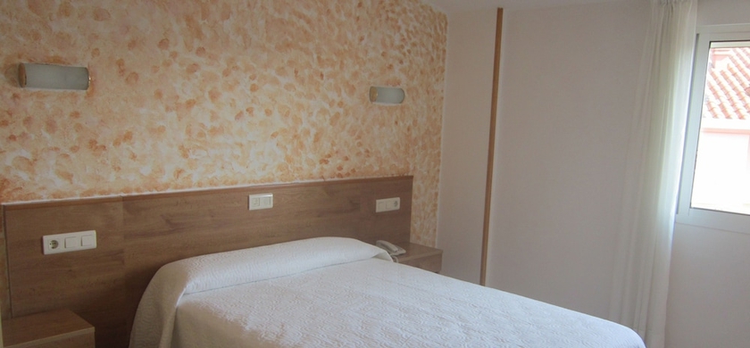 Imagen de la habitación del Hotel Ronsel. Foto 5