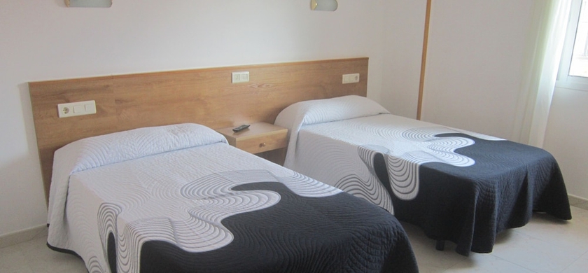 Imagen de la habitación del Hotel Ronsel. Foto 6