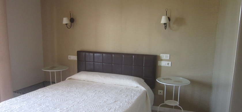 Imagen de la habitación del Hotel Ronsel. Foto 8