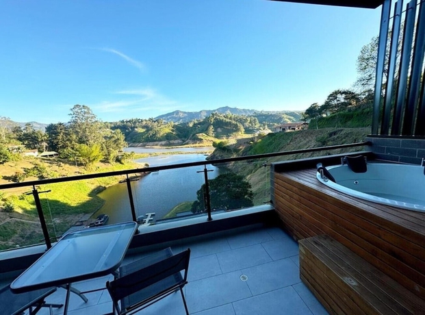 Imagen de la habitación del Hotel Rooca Guatape. Foto 5