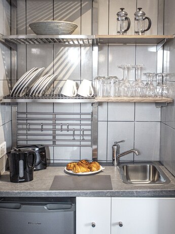 Imagen de la habitación del Hotel RoofTop. Foto 14