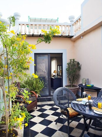 Imagen de la habitación del Hotel RoofTop. Foto 18