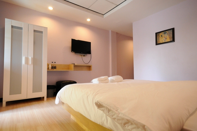 Imagen de la habitación del Hotel Room At Vipa. Foto 5