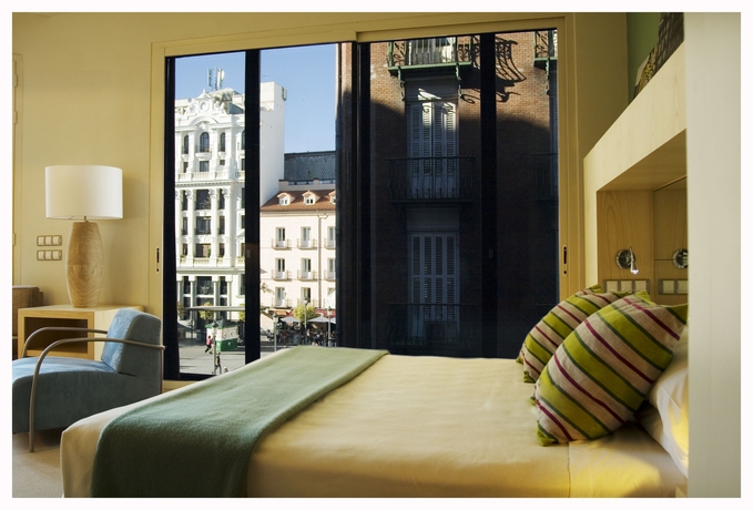 Imagen de la habitación del Hotel Room Mate Alicia. Foto 6