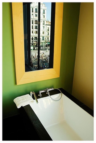 Imagen de la habitación del Hotel Room Mate Alicia. Foto 7