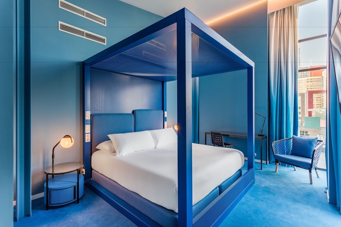 Imagen de la habitación del Hotel Room Mate Bruno. Foto 10