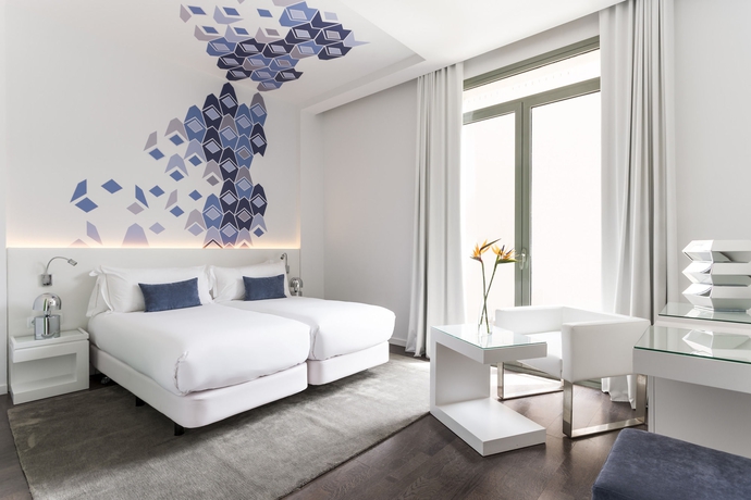 Imagen de la habitación del Hotel Room Mate Carla. Foto 7