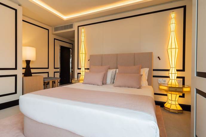 Imagen de la habitación del Hotel Room Mate Gran Filippo. Foto 16