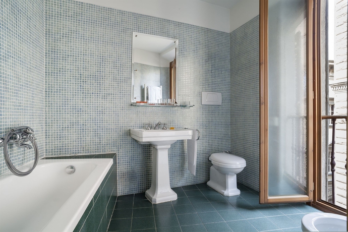 Imagen de la habitación del Hotel Room Mate Isabella. Foto 4