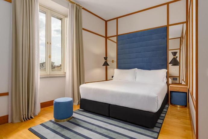 Imagen de la habitación del Hotel Room Mate Luca. Foto 5