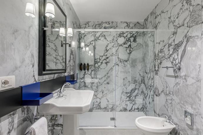 Imagen de la habitación del Hotel Room Mate Luca. Foto 10