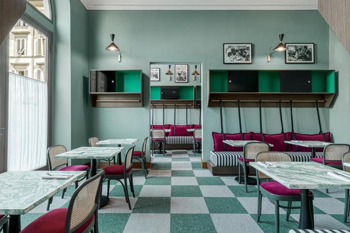 Imagen del bar/restaurante del Hotel Room Mate Luca. Foto 2