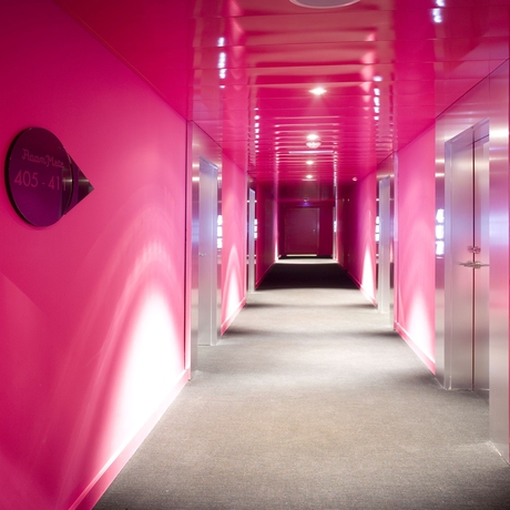 Imagen de los interiores del Hotel Room Mate Óscar. Foto 5