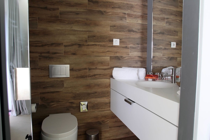 Imagen de la habitación del Hotel Room Mate Pau. Foto 13