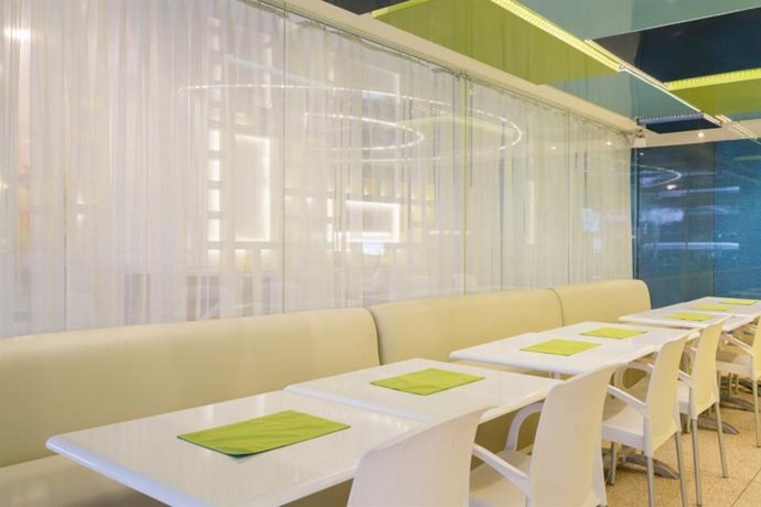 Imagen general del Hotel Room Mate Valentina. Foto 9