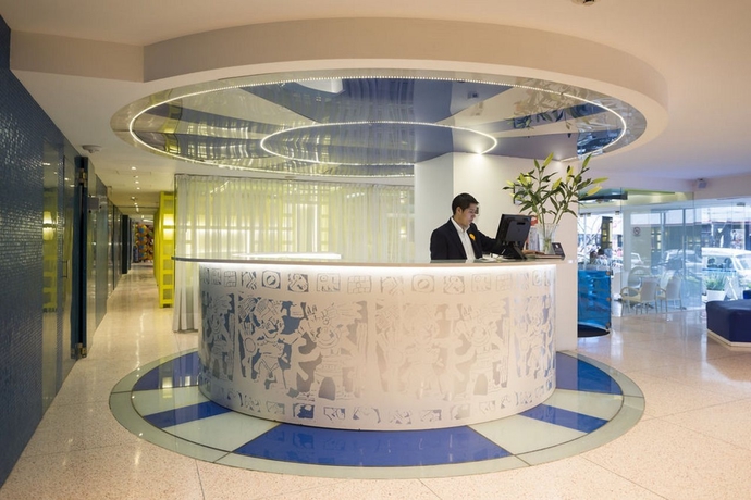 Imagen general del Hotel Room Mate Valentina. Foto 11