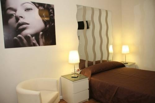 Imagen general del Hotel Room Pride. Foto 10