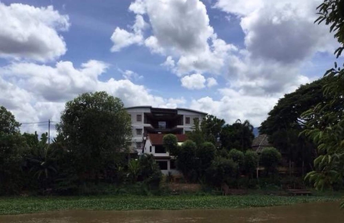 Imagen de los exteriores del Hotel Room Riverside. Foto 16